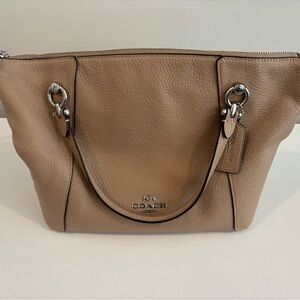 Coach Kacey Satchel Bag in silver/taupe